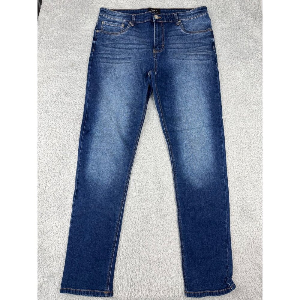 Forever 21 Slim Mens Denim Jeans Size 33 lighter W/Lighter Upper Backside - Picture 4 of 13